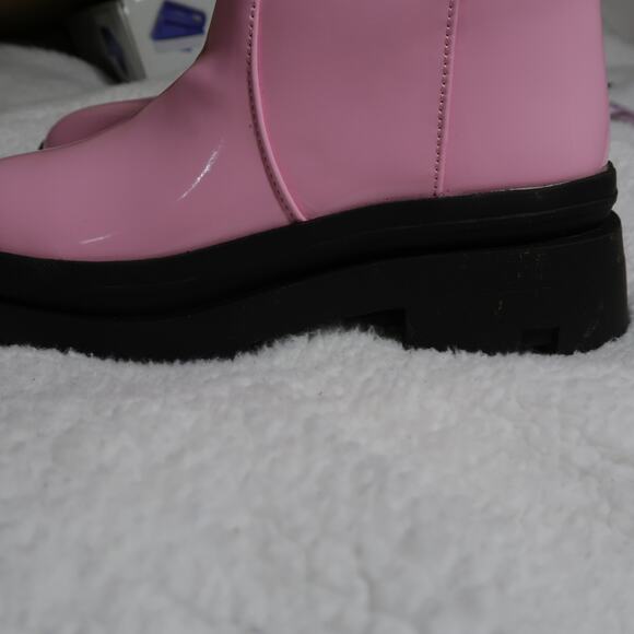 Steve Madden Trap Baby Pink Patent Leather Doc Style Boots Girls Size 2 NEW - Picture 15 of 16